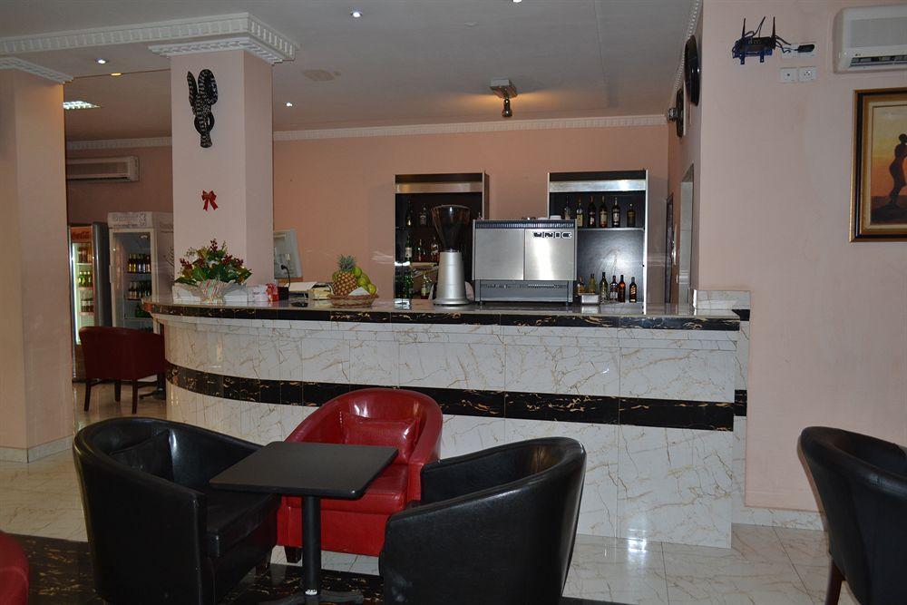 Hotel Mansel Yaoundé Dış mekan fotoğraf