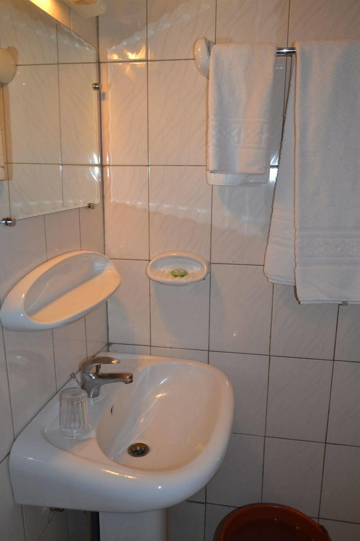 Hotel Mansel Yaoundé Dış mekan fotoğraf